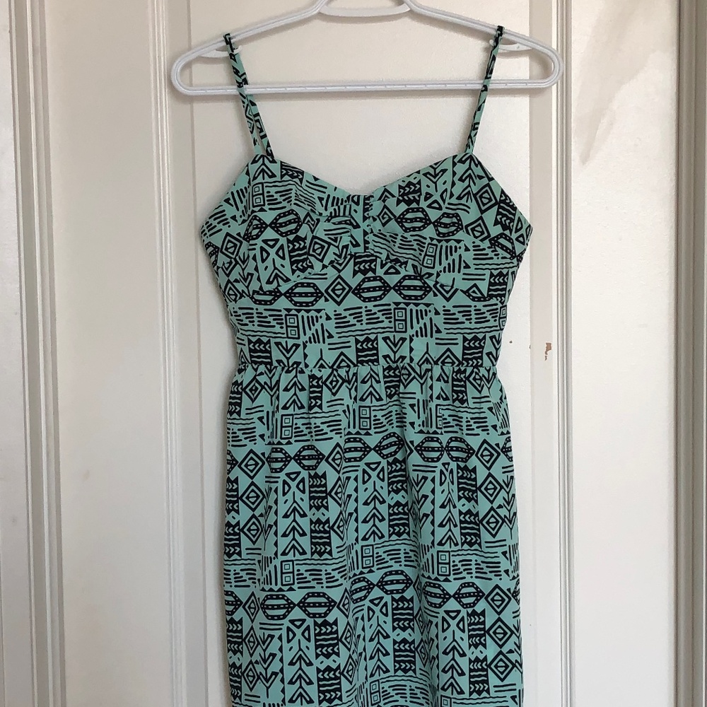 Forever 21 Tribal print mint green dress